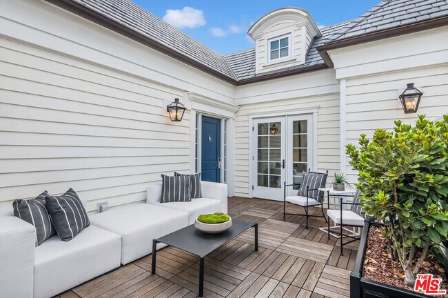 Building Photo - 15225 Palisades Village Ln