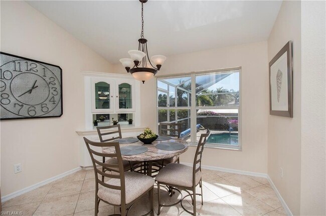 Building Photo - 2806 SW 39th St