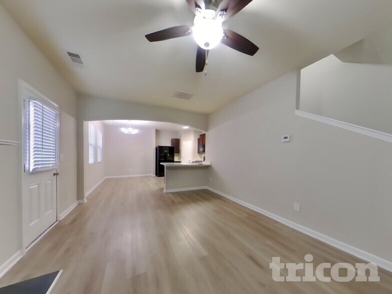 Building Photo - 531 Susie Creek Ln