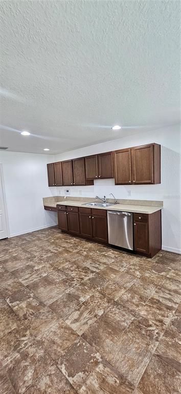Building Photo - 240 Solis Dr