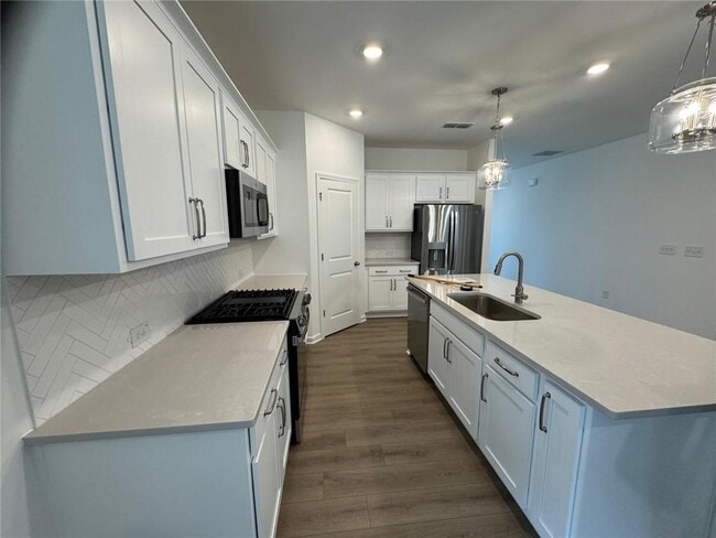 Building Photo - 5289 Frontier Ct