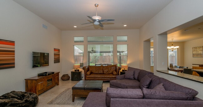 Building Photo - Pristine Harlan Ranch Home