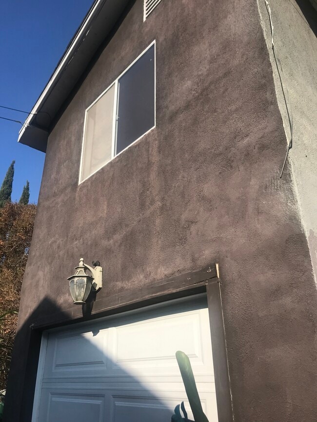 Building Photo - 4131 Clayton Ave