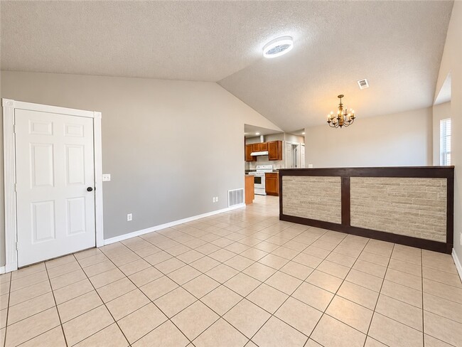 Building Photo - 2678 Brookside St