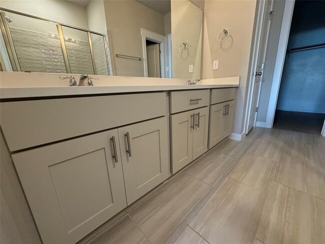Building Photo - 17502 Bay Skipper Dr