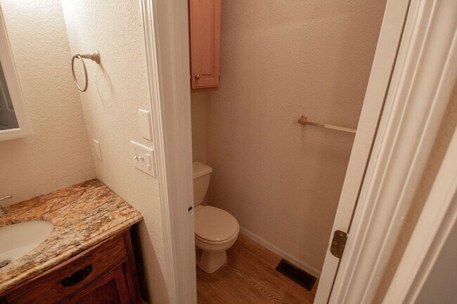 Building Photo - 5340 Godas Cir