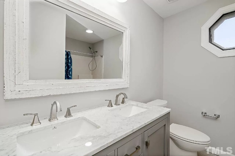 Building Photo - 1009 Ferson Rd