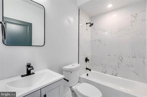 Building Photo - 1223 W Lehigh Ave