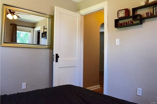 Building Photo - 2 Bed / 1 Bath House - Downtown Historic S...