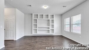 Building Photo - 6718 Freedom Dr