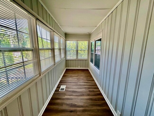 Building Photo - 29 Chappell Rd NW