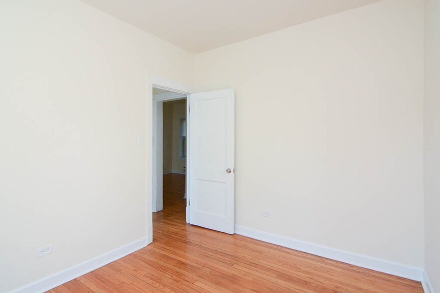 Building Photo - 2910 W George St