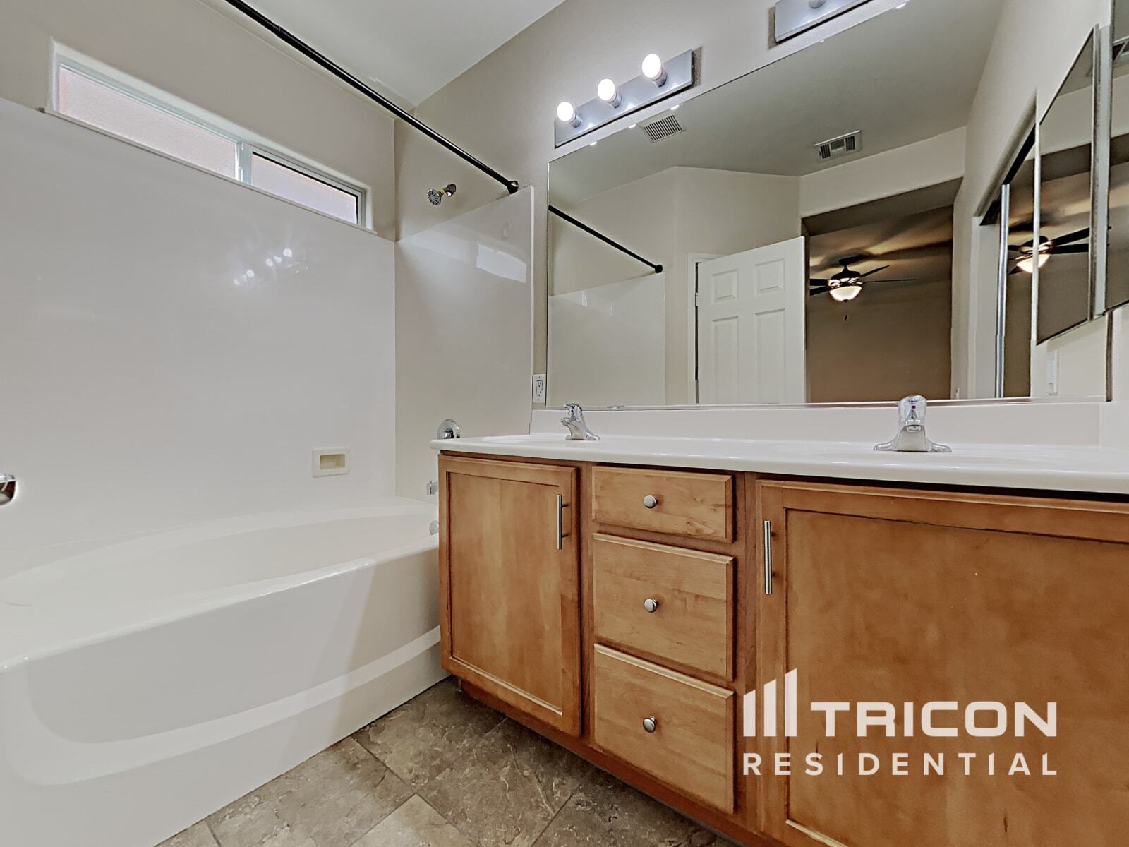 Building Photo - 9256 W Sunny Oven Ct