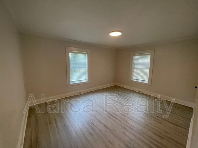 Building Photo - 1318 Bethel Rd