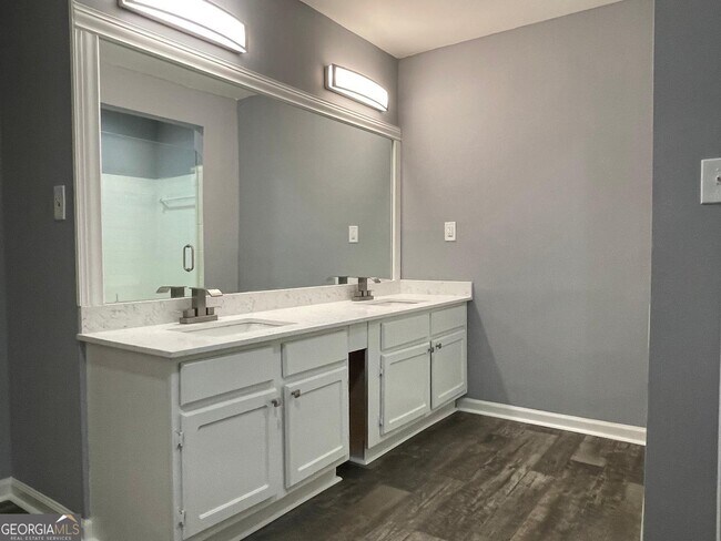 Building Photo - 5391 Kelleys Mill Cir