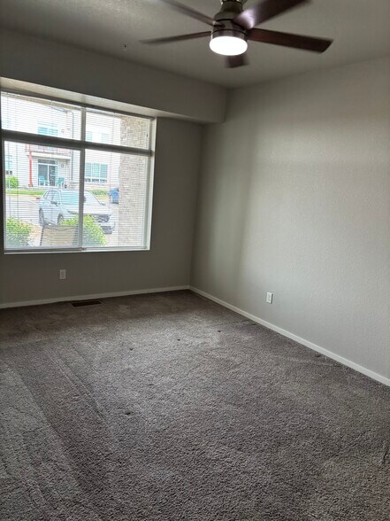 Building Photo - 2940 Kincaid Dr