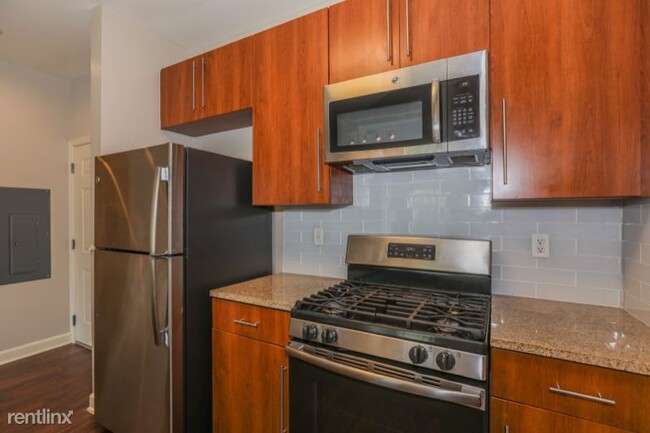 Primary Photo - 56 Brownstone Way