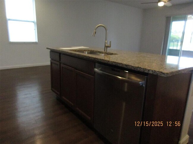 Building Photo - 3230 Stratton Cir