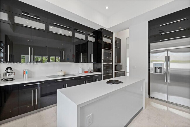 Building Photo - 9580 SW 101st Terrace