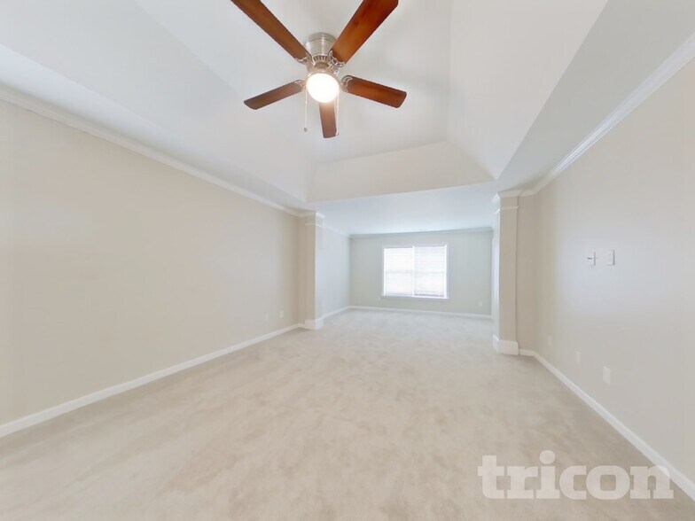 Building Photo - 3751 Lanier Dr