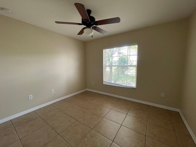 Building Photo - Plant City-Trapnell Ridge Community 4 Bedr...