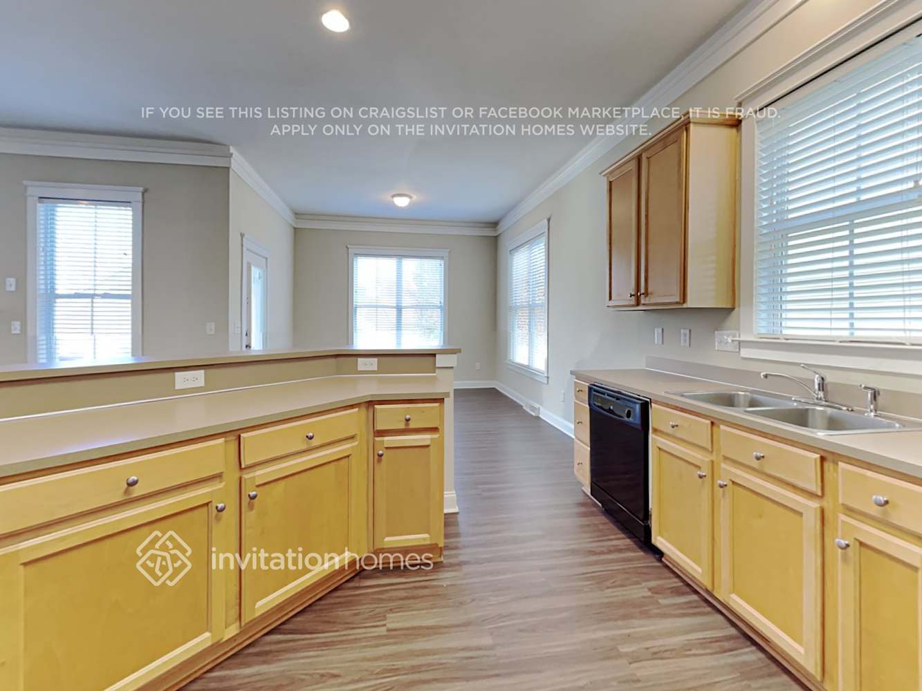 Building Photo - 158 Water Oak Dr