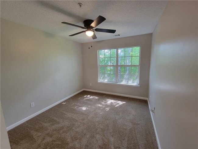Building Photo - 605 Market Pl Ln