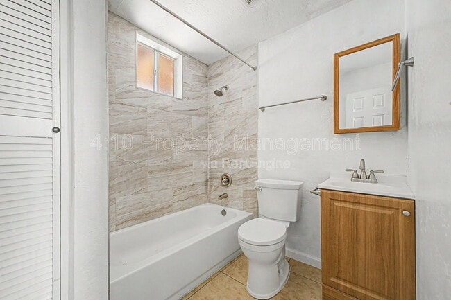 Building Photo - 1117 N 13th St