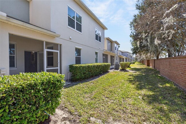 Building Photo - 1519 Priory Cir