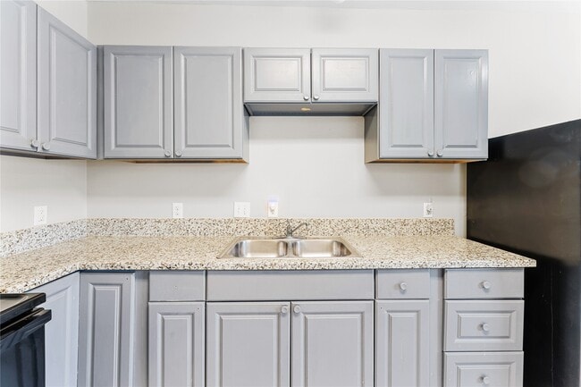 Building Photo - 9610 Buffum St