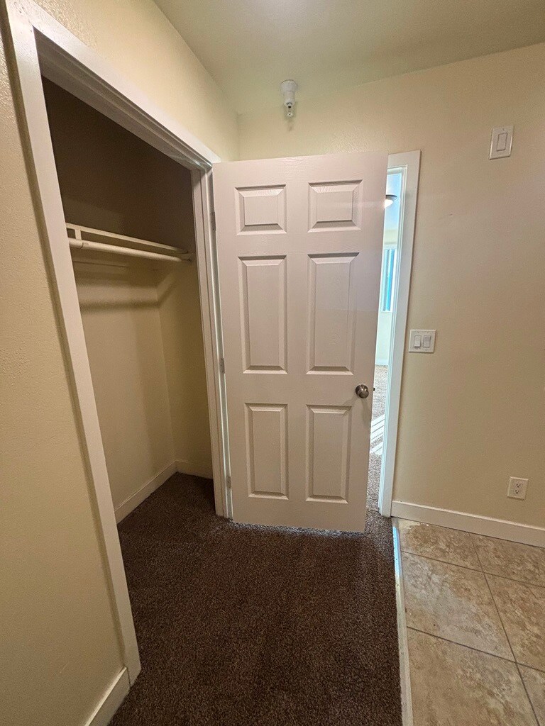 Building Photo - 134 W 84th St