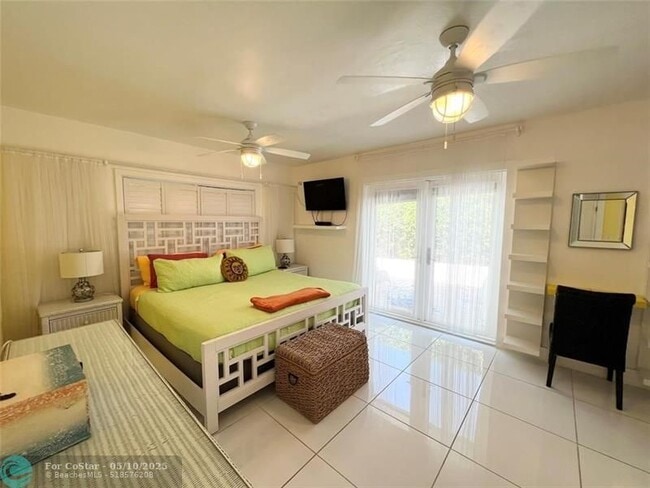 Building Photo - 4430 Sea Grape Dr