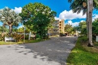 Building Photo - 4111 Stirling Rd