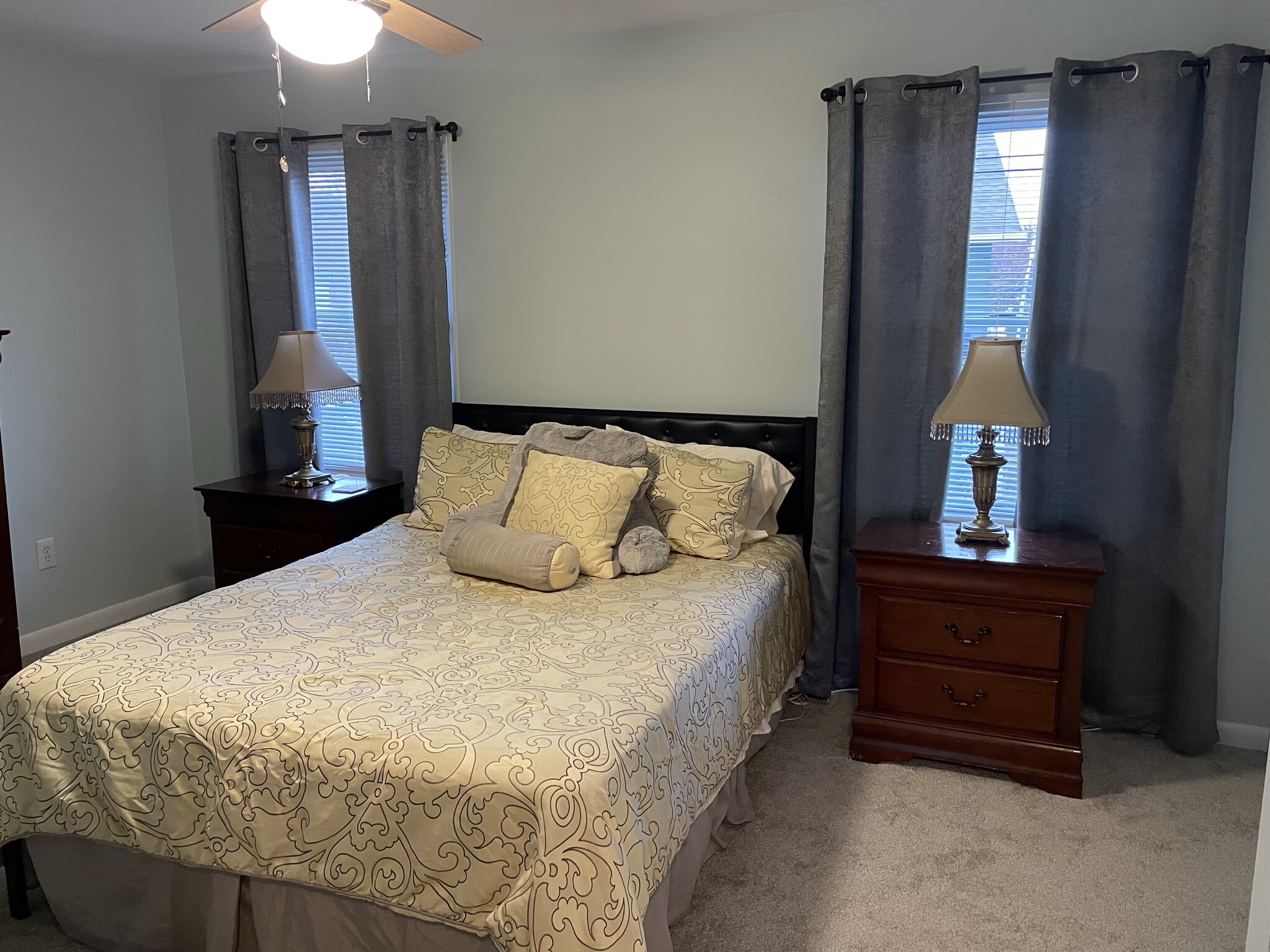 Building Photo - 31 Bellevue Ter