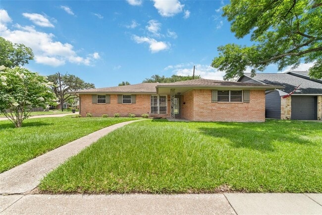 Primary Photo - 4118 Donna Lynn Dr