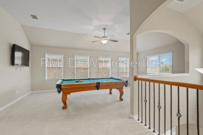 Building Photo - 1624 Medina Ln