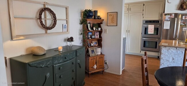 Building Photo - Spacious 4-Bedroom 2 Bath Home with a Large, Serene Backyard and Courtyard.