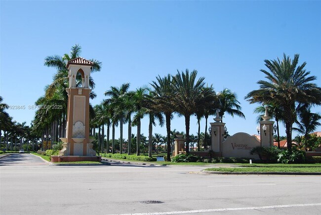 Building Photo - 15315 SW 31st Terrace