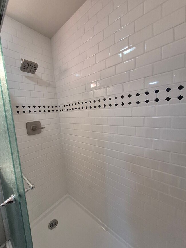 Building Photo - A must see 3-bedroom home!!