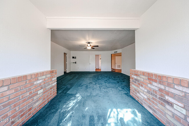 Building Photo - 8531 W Pinnacle Peak Rd