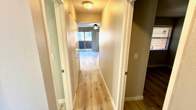 Building Photo - 6901 Alvarado Rd