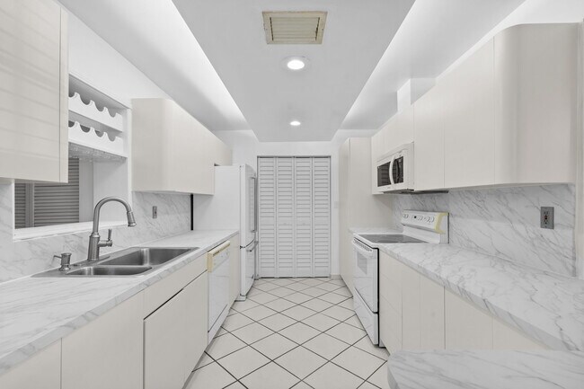 Building Photo - 11620 SW 179th Terrace