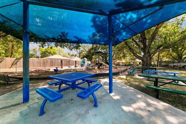 Building Photo - 12322 Nova Ct