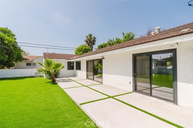 Building Photo - 8400 Chimineas Ave