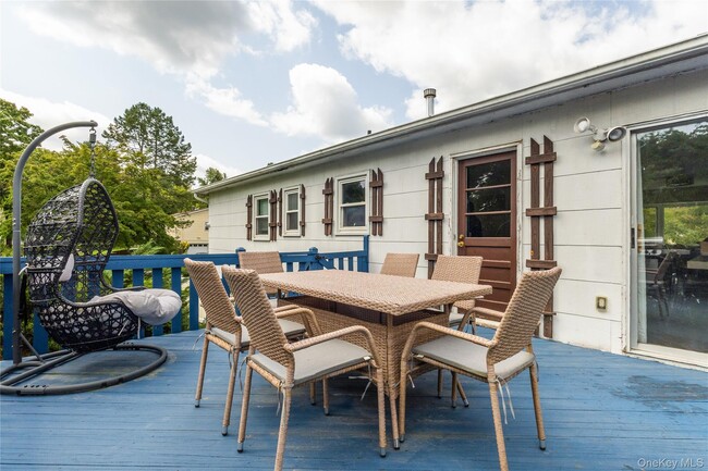 Building Photo - 31 Gleason Dr