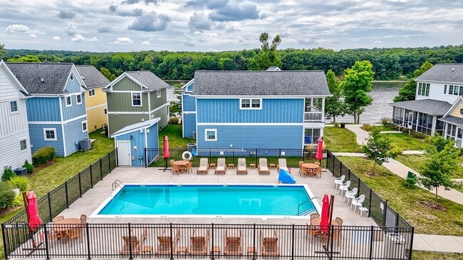 Building Photo - 208 Leeward Way