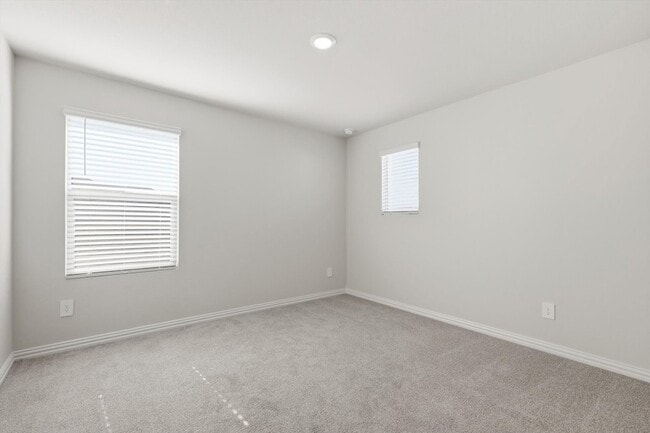 Building Photo - 5611 Chasewood Dr