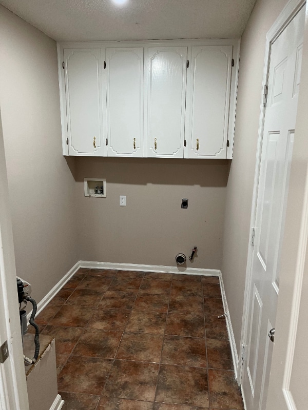 Building Photo - 15 Ariel Dr