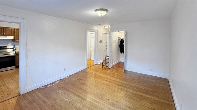 Building Photo - 12 Aberdeen St