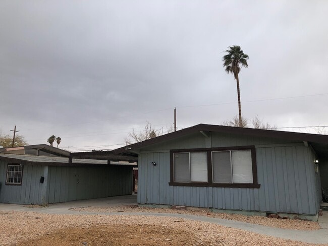 Building Photo - 5516 Heron Ave